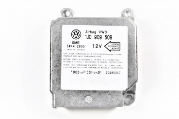 VW Passat Airbag Steuergerät Prüfung