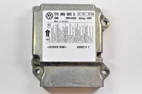 VW Touran Airbag Steuergerät Wartung